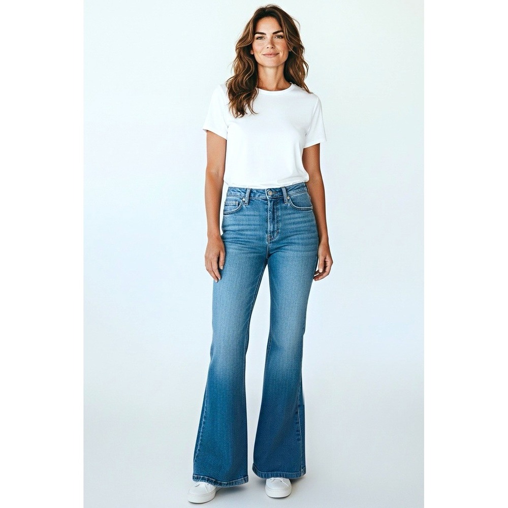 Judy Blue Women's High Rise Flare Jeans Blue Medium Wash 5-Pocket Stretch